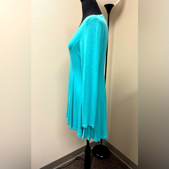 Soft Surroundings Blue Long Sleeve Fitted V Neck  Tunic size Small - Picture 2 of 8